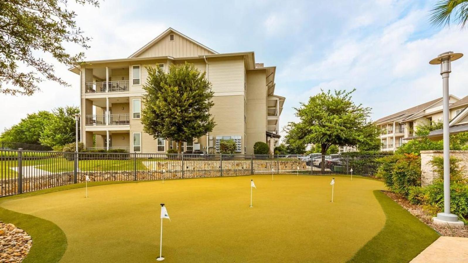 Landing At The Green At Plum Creek - 2 Bedrooms In カイル エクステリア 写真
