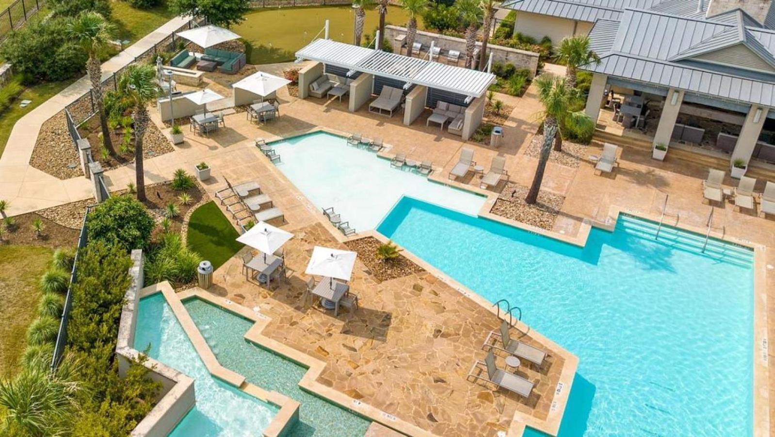 Landing At The Green At Plum Creek - 2 Bedrooms In カイル エクステリア 写真